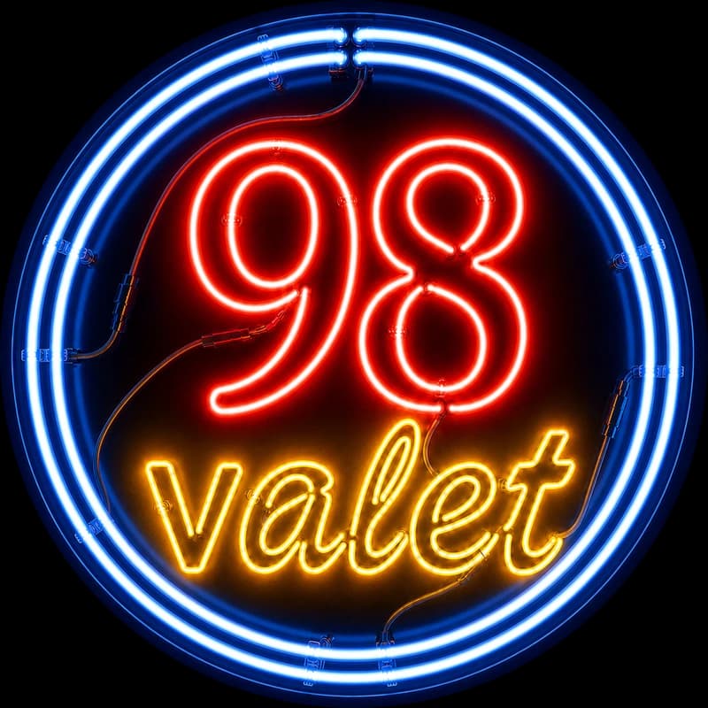 98 valet — 你喝，我开。